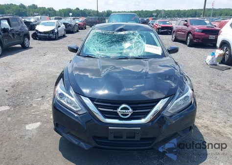 2017 Nissan Altima 2.5 S z USA, uszkodzony, nr VIN 1N4AL3APXHC474319
